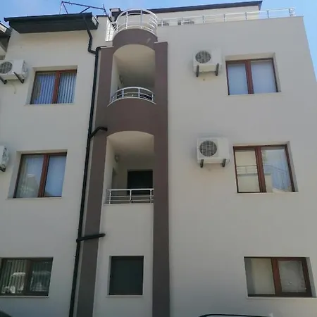 Mareli Casa de hóspedes 3*